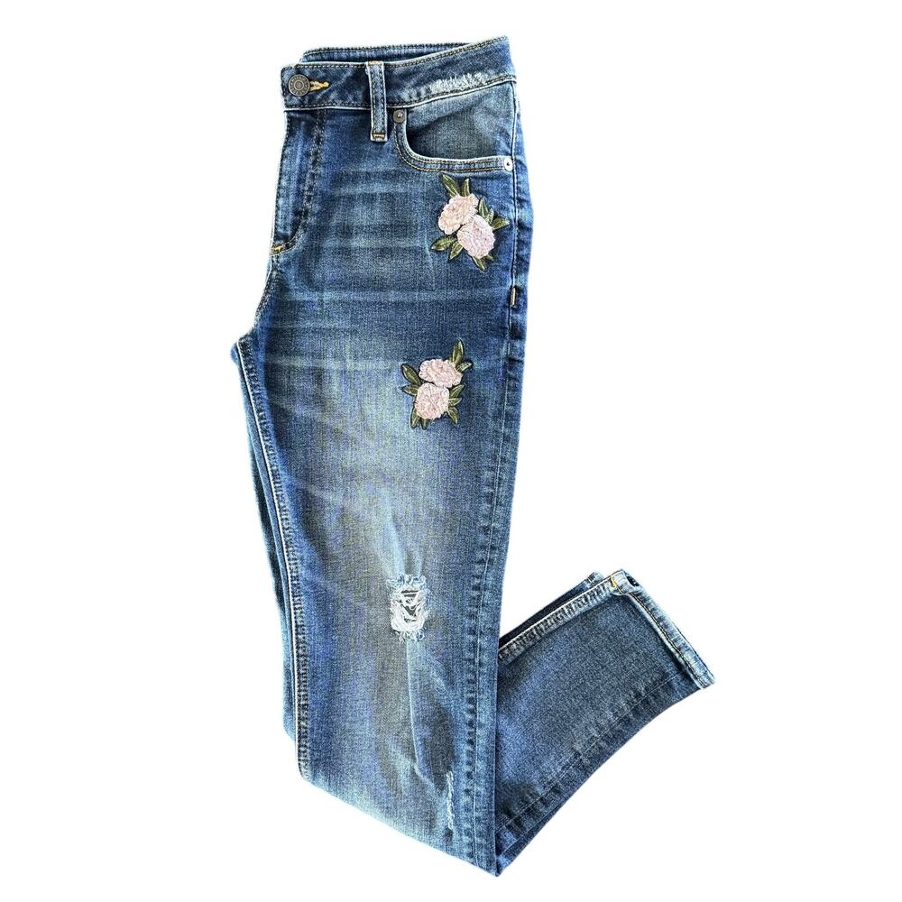 Miss Me Size 28 Floral Embroidered Distressed Skinny Jeans